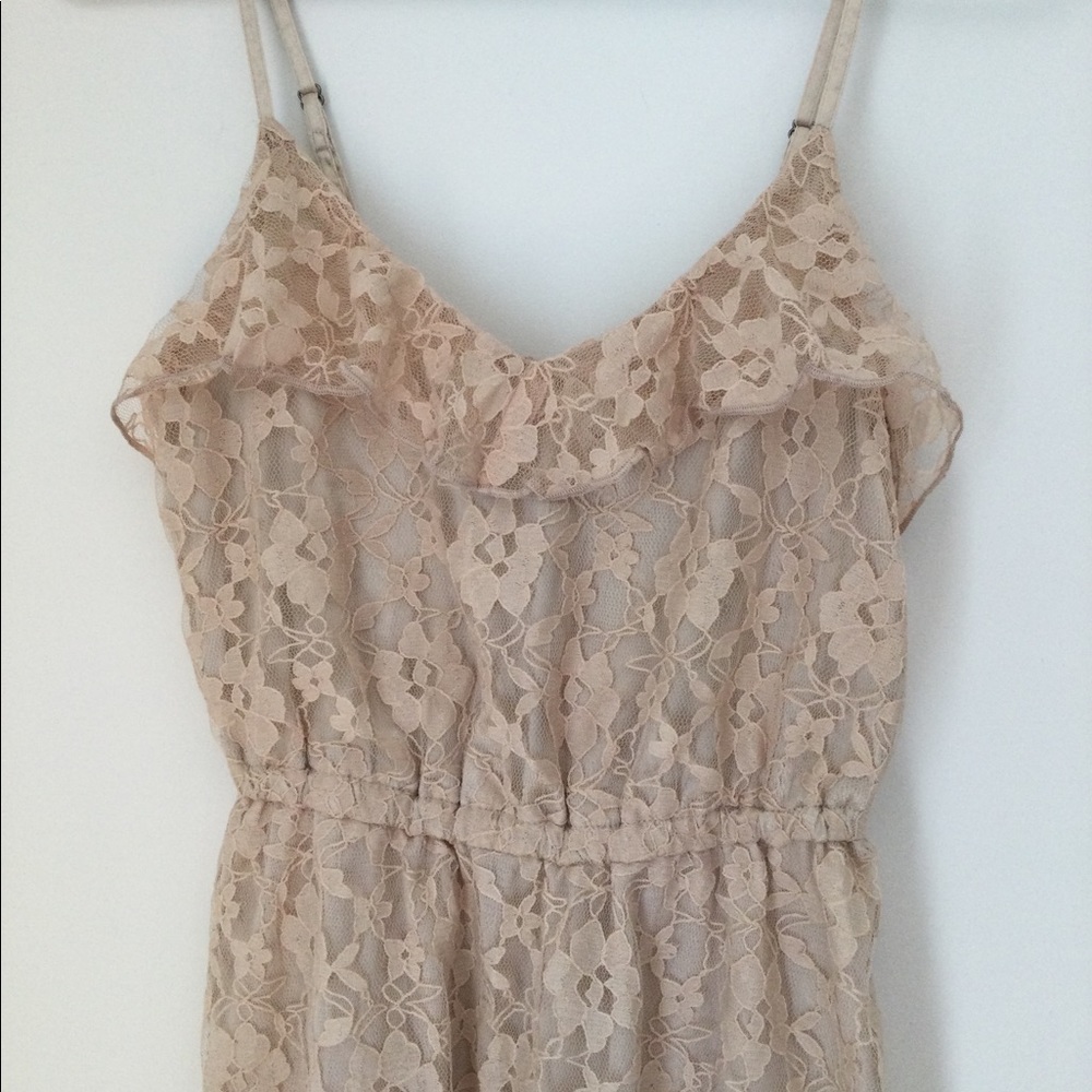 H&M Divided beige lace dress size 4 brand new - Picture 2 of 7